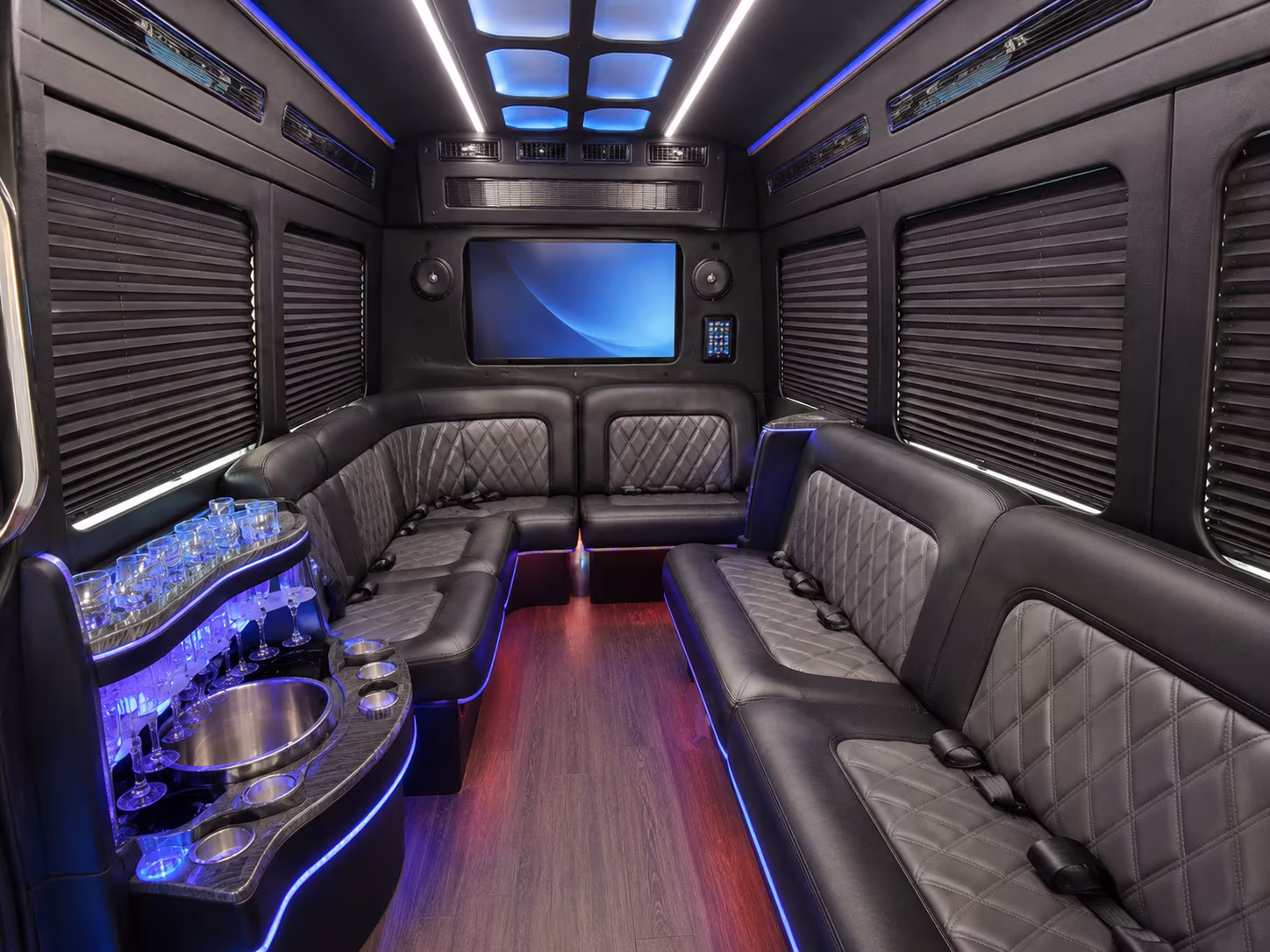 concert parking shuttles for event organizers