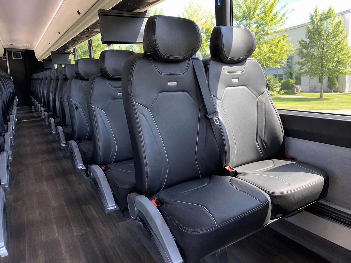 employee shuttles for boulder offices and job sites