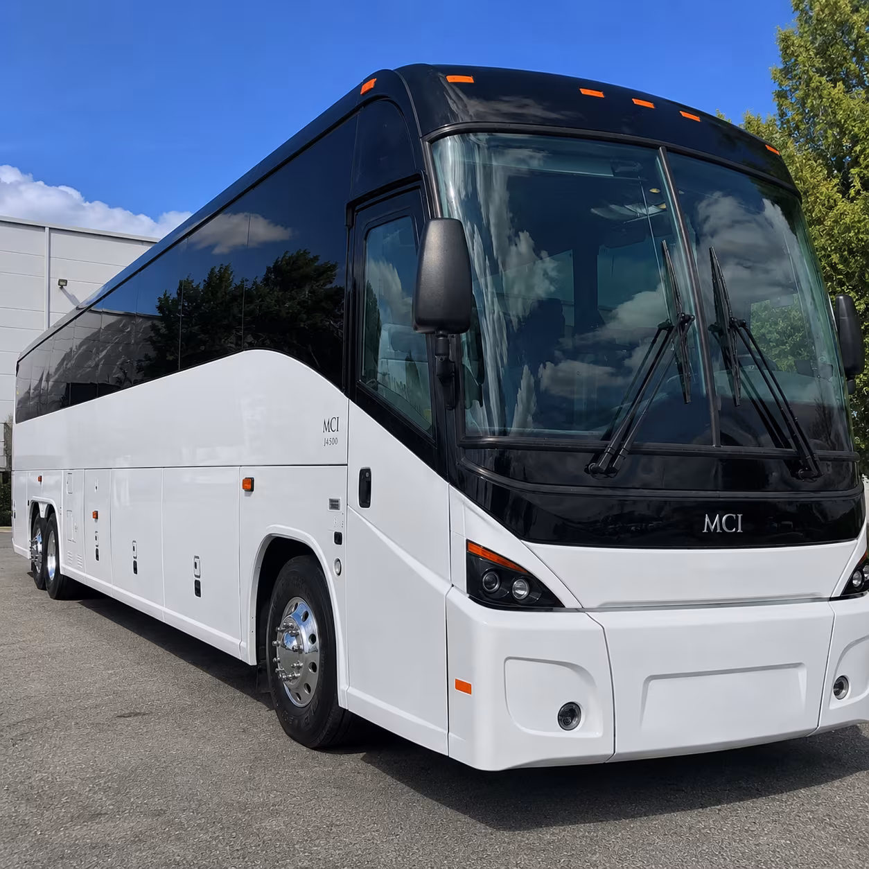 wine event transportation from boulder to balistreri vineyards